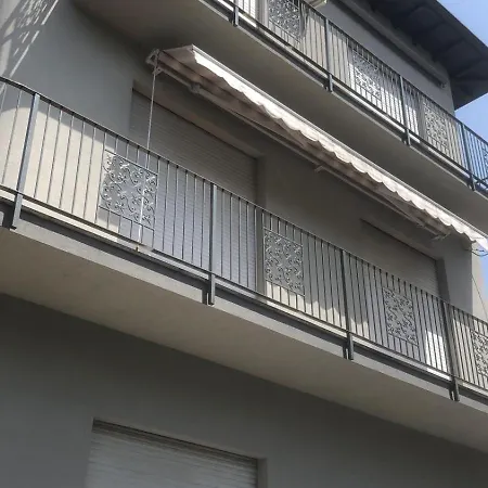 Dom wakacyjny Nuova Nonna Prassede Con Giardino E Posto Auto *