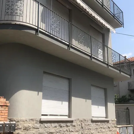 Dom wakacyjny Nuova Nonna Prassede Con Giardino E Posto Auto *